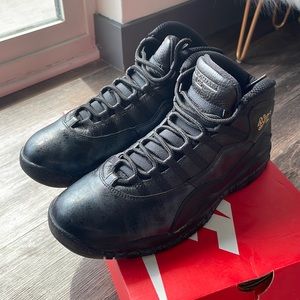 USED AIR JORDAN RETRO “NYC”